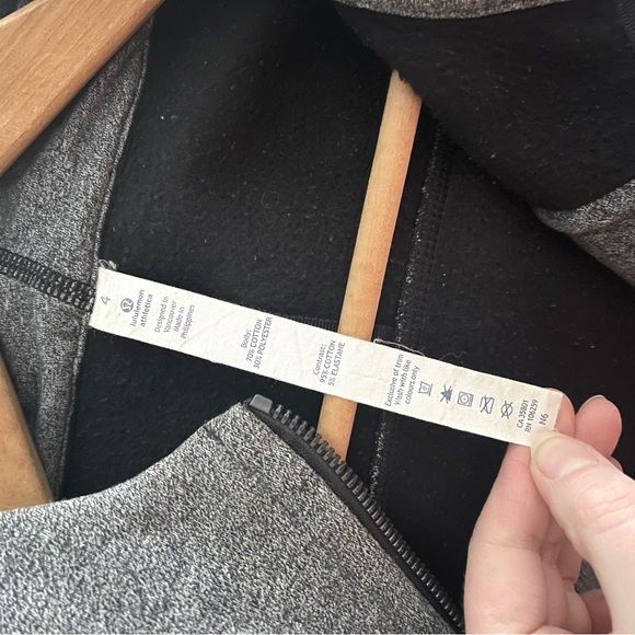 Lululemon Scuba Hoodie Heathered Speckled Black Size 4 - Picture 9 of 9